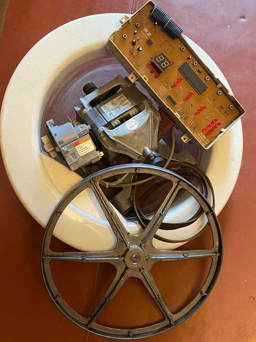 Запчастини від пральної машини F843