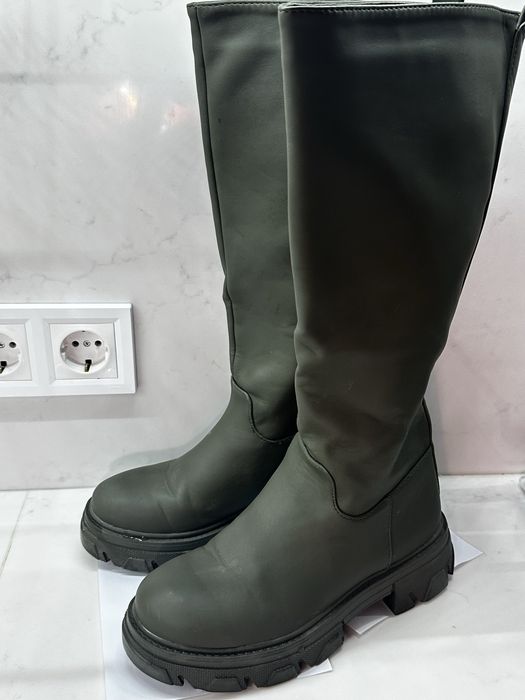 Високі зелені жіночі чоботи answear lab 37 розмір