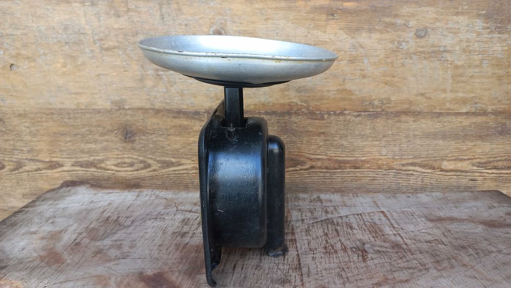 Весы бытовые старые кухонные советские