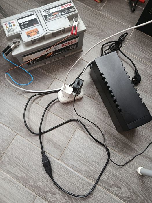 Бесперебойник, инвертор из 12в на 220в UPS