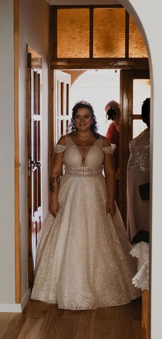 Brokatowa suknia ślubna błyszcząca XL XXL Plus size