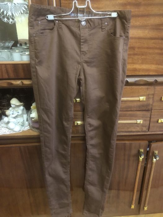 Класичні штани (брюки)