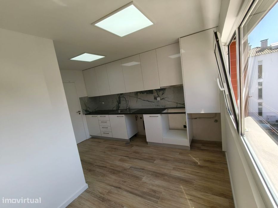 Apartamento T3 totalmente remodelado Abelheira, Viana do Castelo