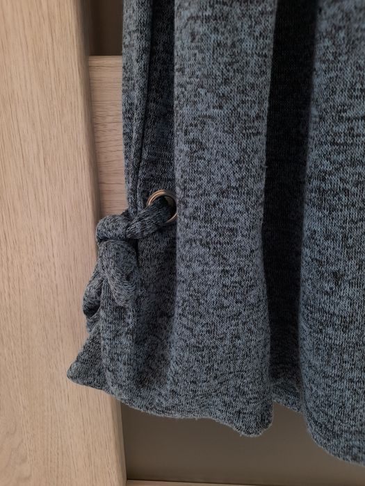 Sweter niebieski