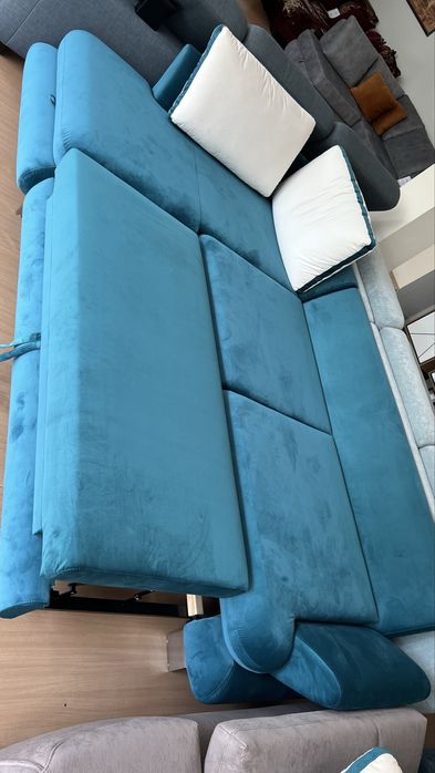 Продам кутовий диван ПАРИЖ 2.75*1.7