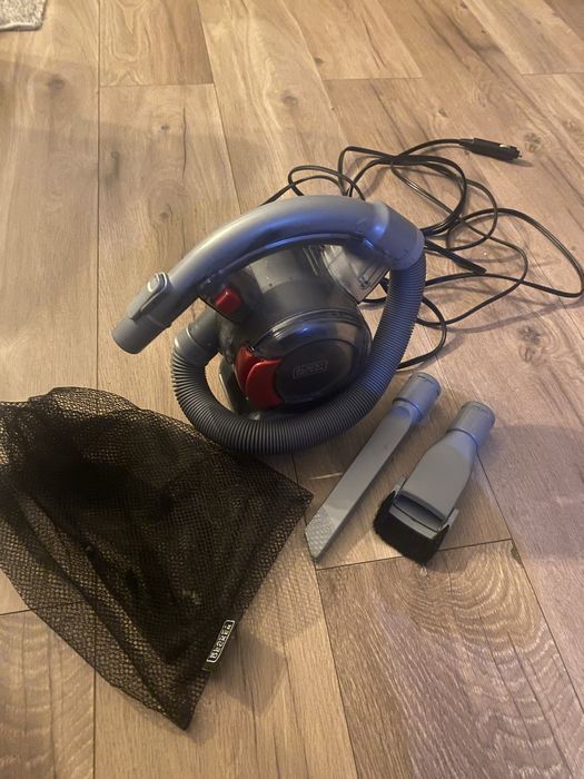 Odkurzacz reczny samochodowy PD1200AV black decker