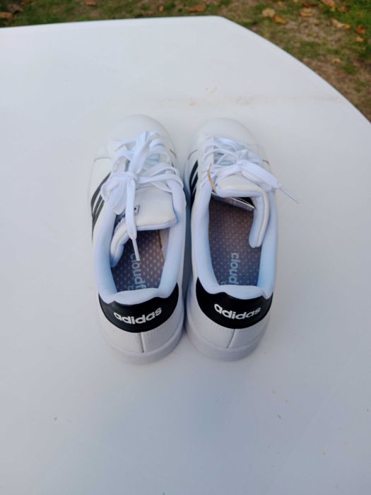 Buty Adidas F36392 rozm. 44