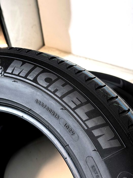 Pneus Michelin Primacy 3 - 225/60/16 - Excelentes