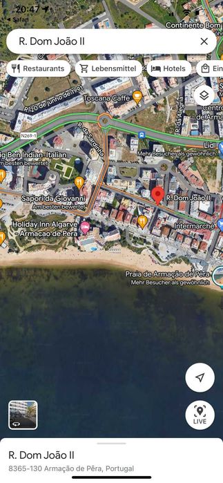 Aluga-se T1 bem equipado em Armação de Pêra com garagem e varanda à beira mar