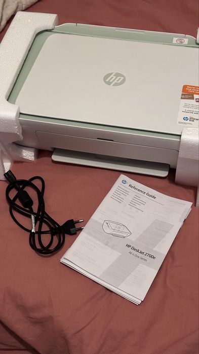 Impressora HP Deskjet 2722e verde