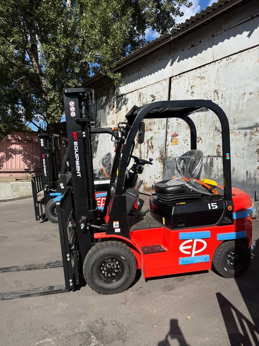 НАЙМЕНШИЙ з усіх - професійний дизельний навантажувач EP CPCD15T8, 1.5т/4.8м, бокове зміщення, вагоннік -