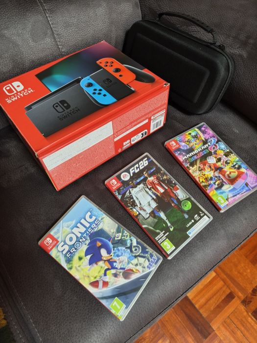 Consola Nintendo + 3 Jogos