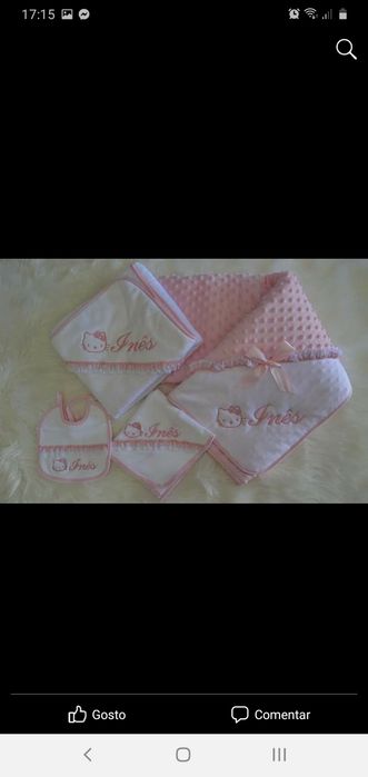 Conjunto bordado com o nome