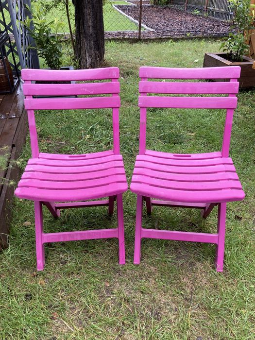 Krzesła ogrodowe na balkon taras różowe