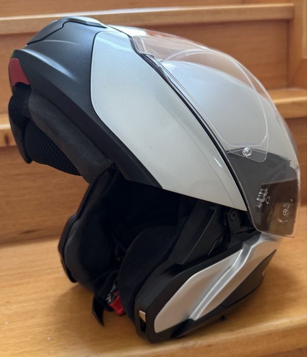 capacete modular da BMW System 7 Carbon EVO