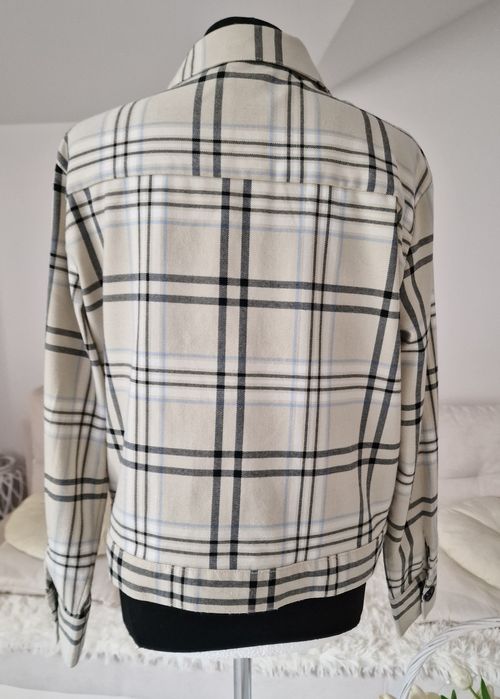 Bomberka w krate"VRS".