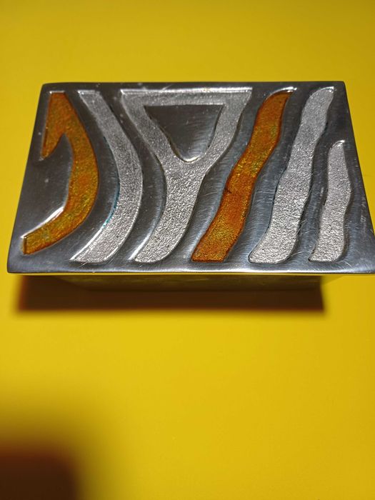 Caixa Decorativa em Alumínio