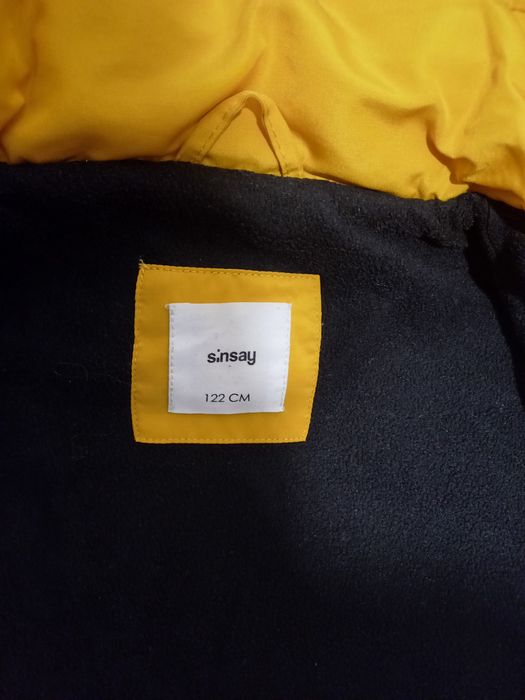 Продам утеплену куртку
