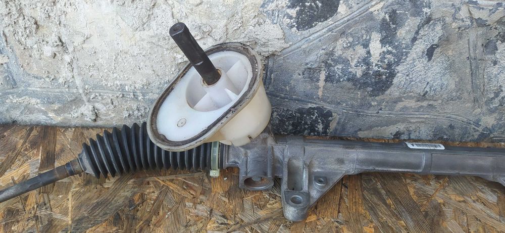 Рульова рейка Nissan Micra K12 2003-2005р.в.