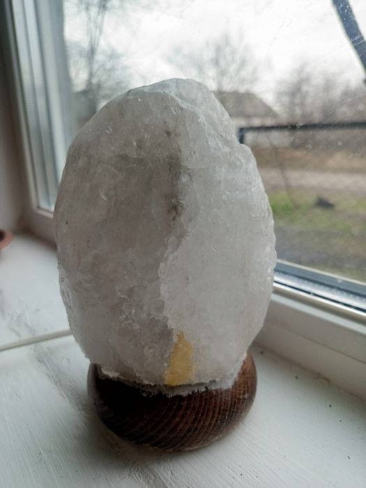 Натуральна соляная лампа