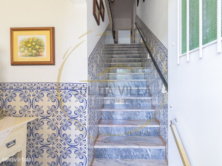 Moradia isolada T4 + T3 com garagem - Porto Salvo, Oeiras - 519.000€