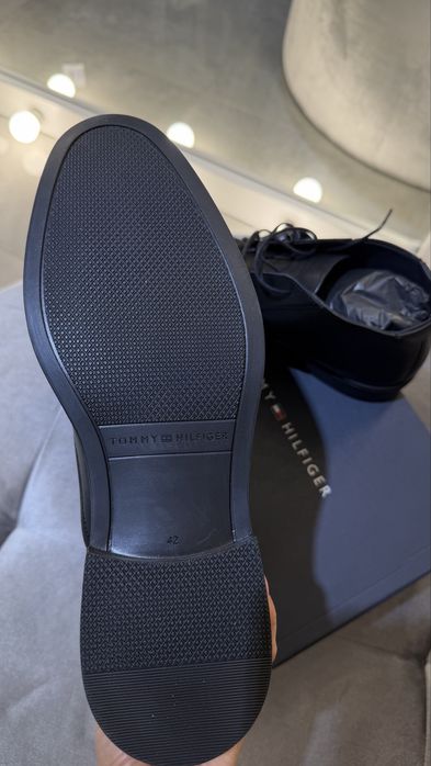 Чоловічі шкіряні черевики Tommy Hilfiger