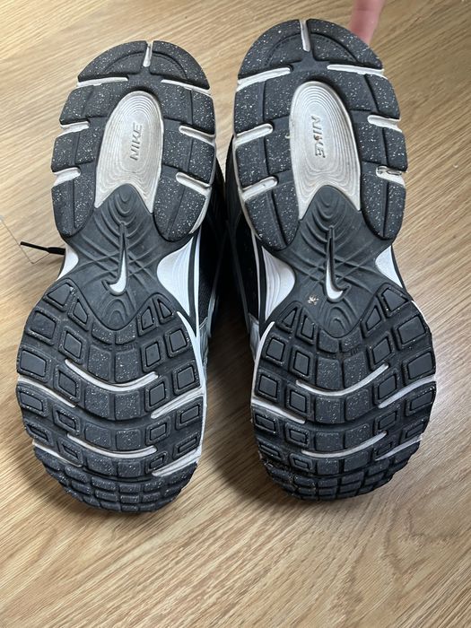 Nike V5 RNR Vintage Prata