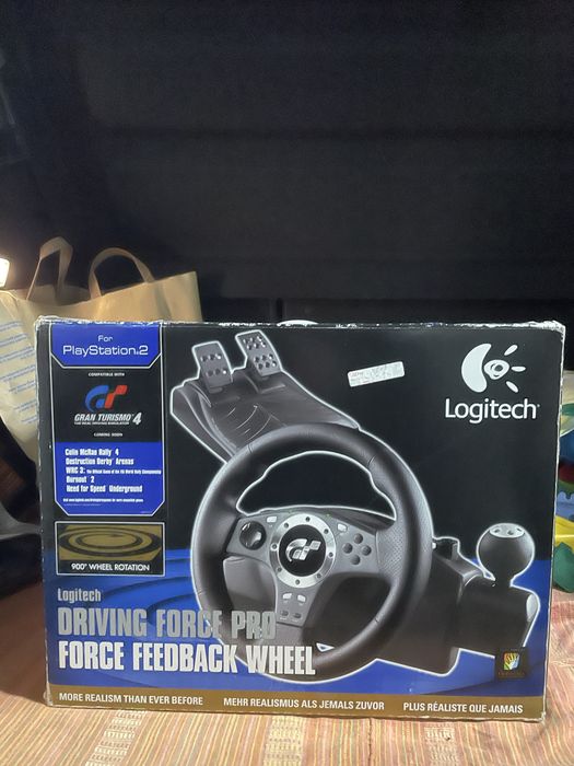 Volante e pedais logitech Driving force pro