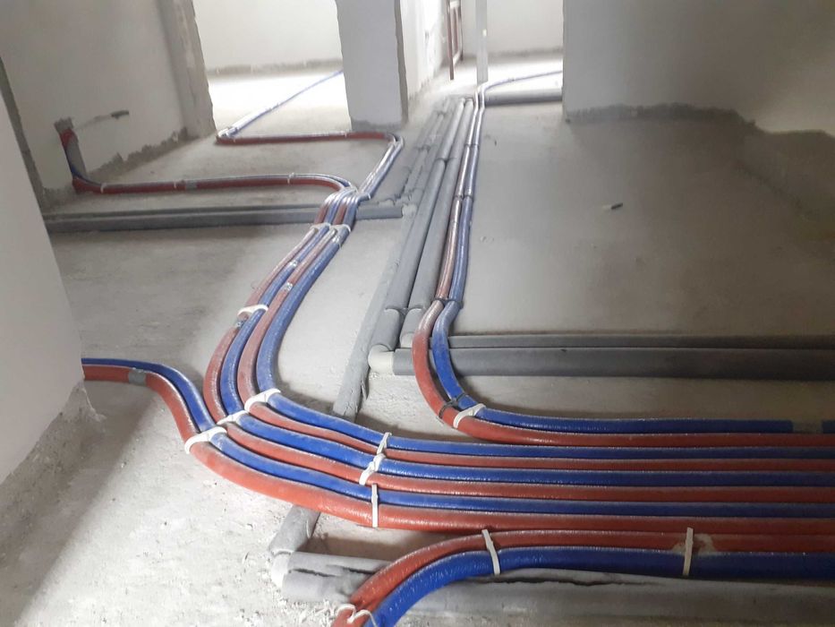 Hydraulik - instalacje wodne, kanalizacyjne oraz ogrzewanie w domu