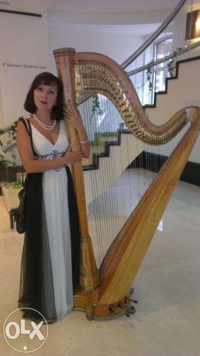 арфа. арфистка, Музыка на свадьбе.