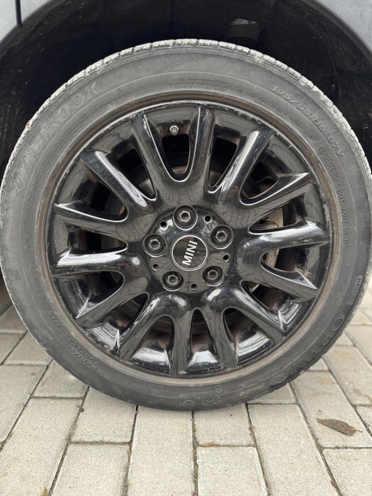 Mini Cooper one 4 doors 2017