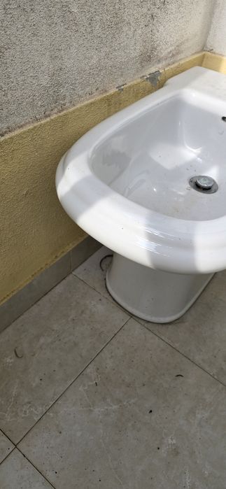 Bidé Roca com Torneira e válvula