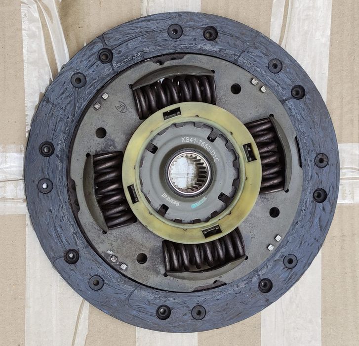 Продам Маховик / Щеплення / демпфер до мотору Ford Focus 1.8