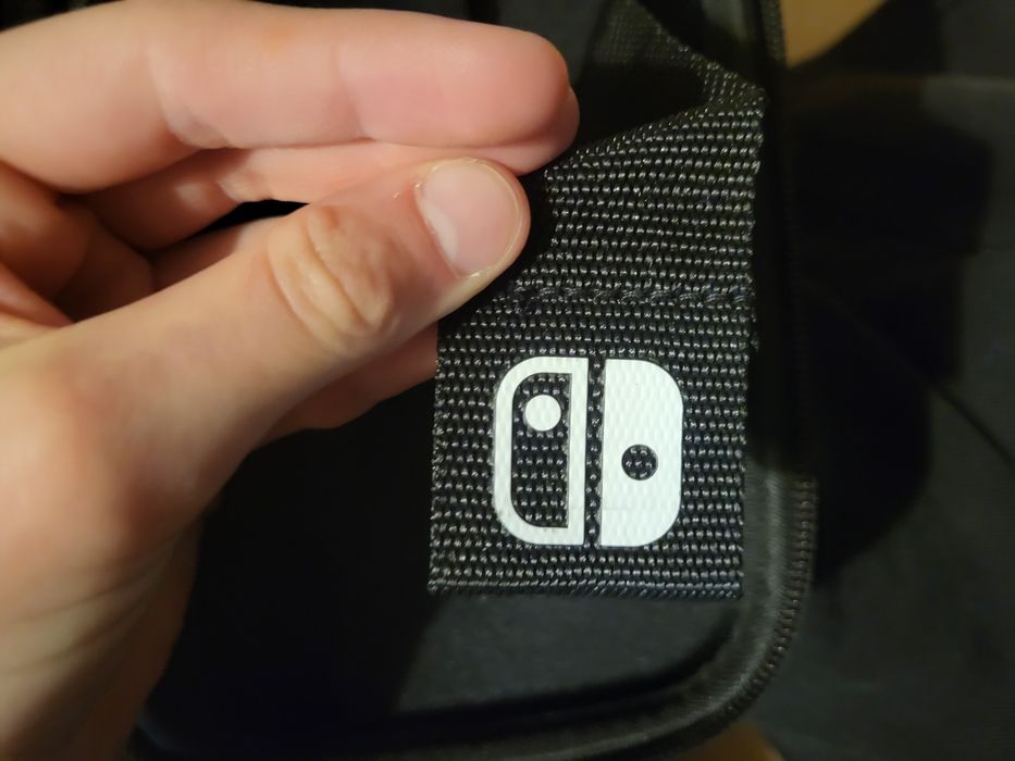 pokrowiec do konsoli nintendo switch
