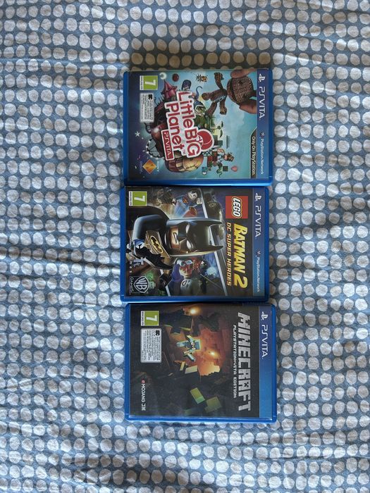 Ps vita slim desbloqueada com caixa + 3 jogos