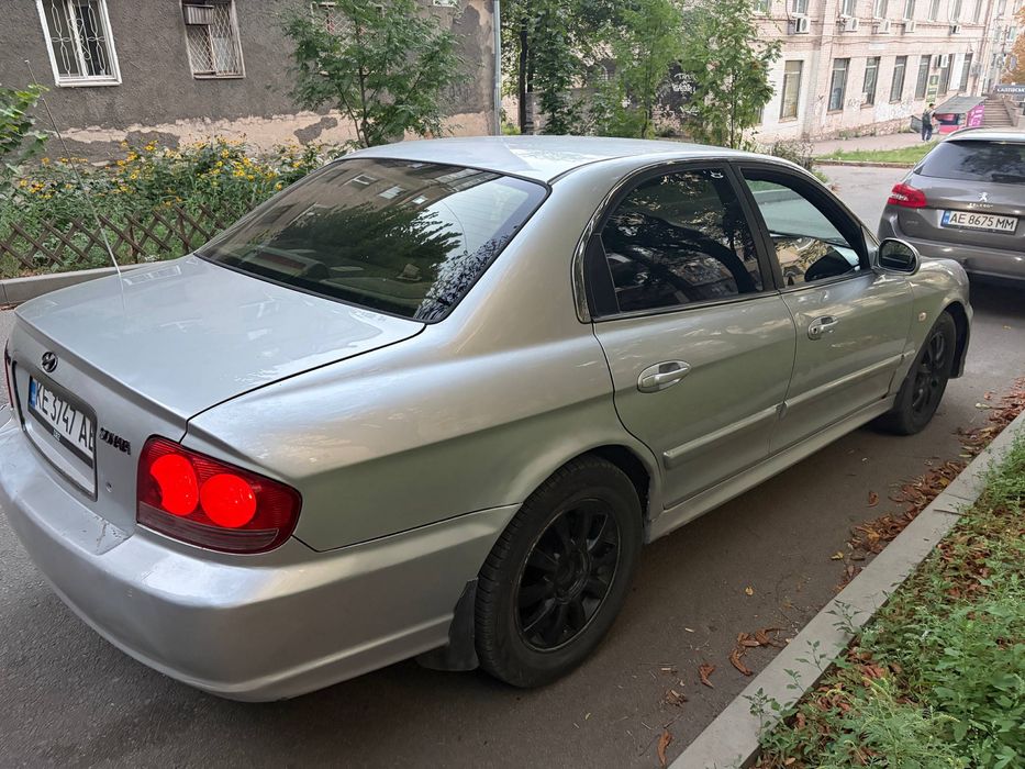 Продам hyundai sonata