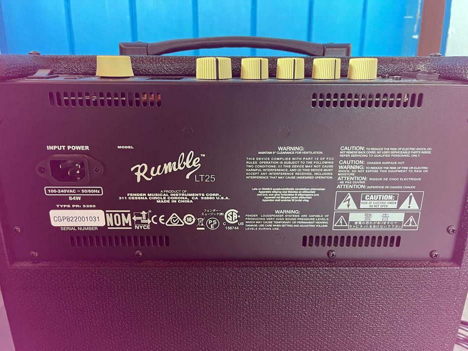 Fender Rumble LT25 Bass Combo Amp