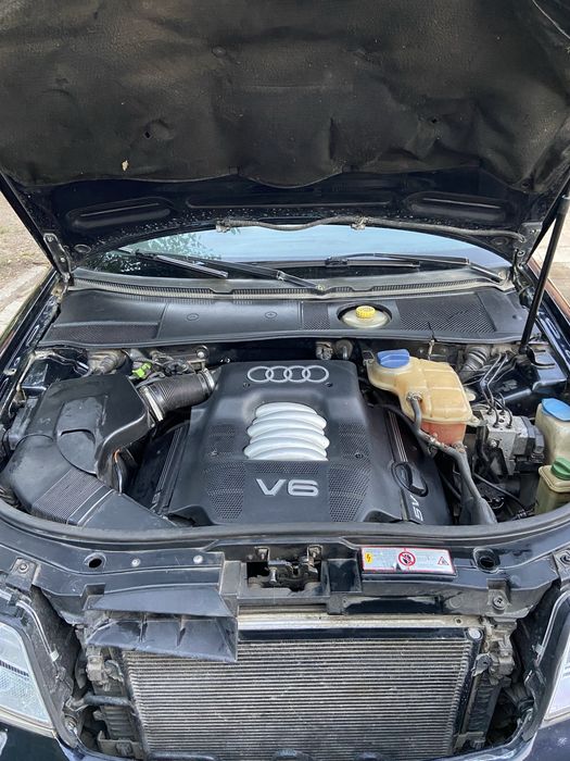 Продається  машина Audi A6