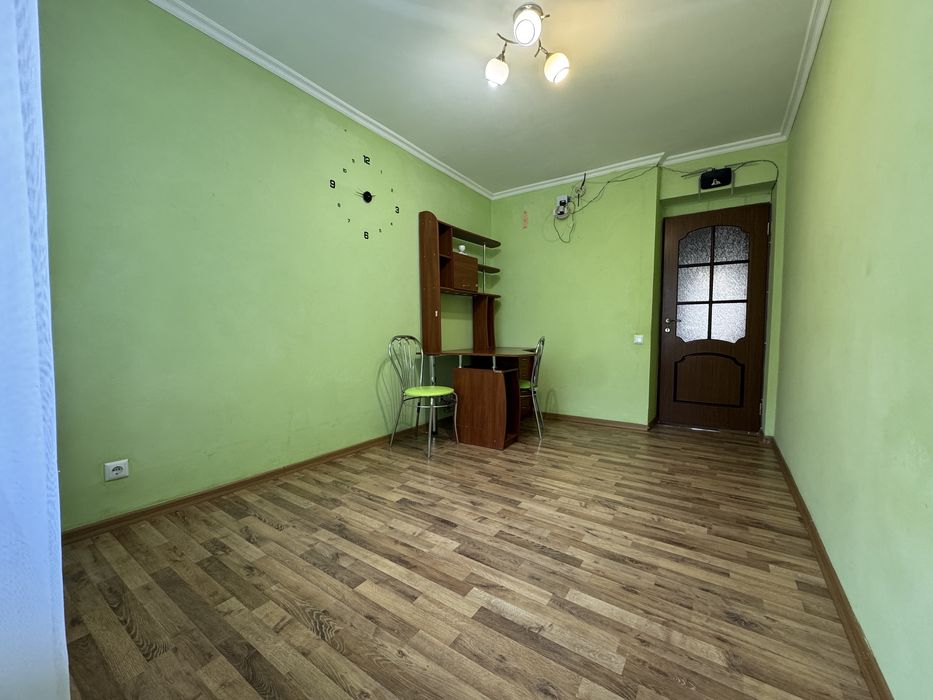 Продаж 2к квартири вул.Варшавська Шевченківський район