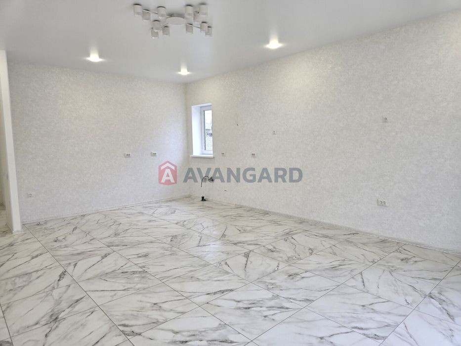 Продам дом центр Подгороднее єОселя