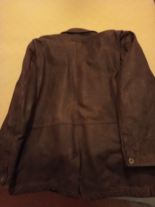 Casaco em pele Genuína da marca Marlboro.
