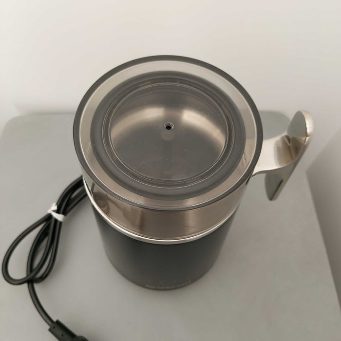 Máquina para receitas Barista Nespresso Aeroccino
