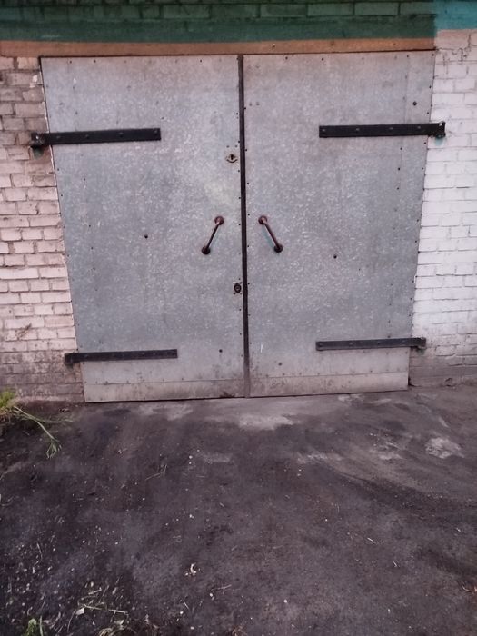 Garaż do wynajęcia w Sieradzu i tańszy obok Zduńskiej Woli
