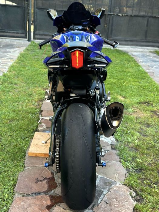 Yamaha YZF-R1 Ямаха Р1 2019 рік не Honda Kawasaki Suzuki Ducati Ktm