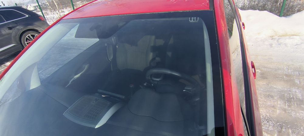 Продаю TOYOTA AURIS 2008