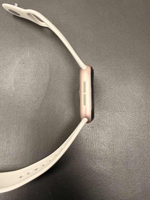 Apple Watch Series 11 42mm