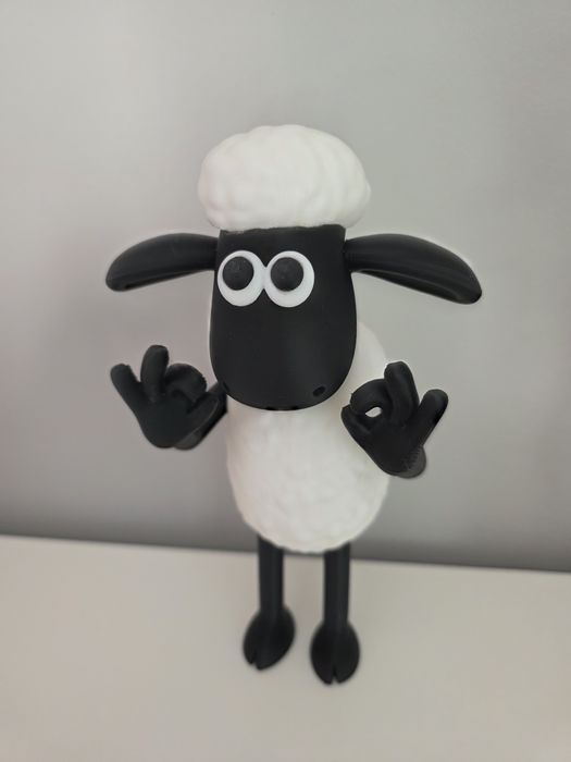 Figura decorativa inspirada na Ovelha Choné  - 23cm