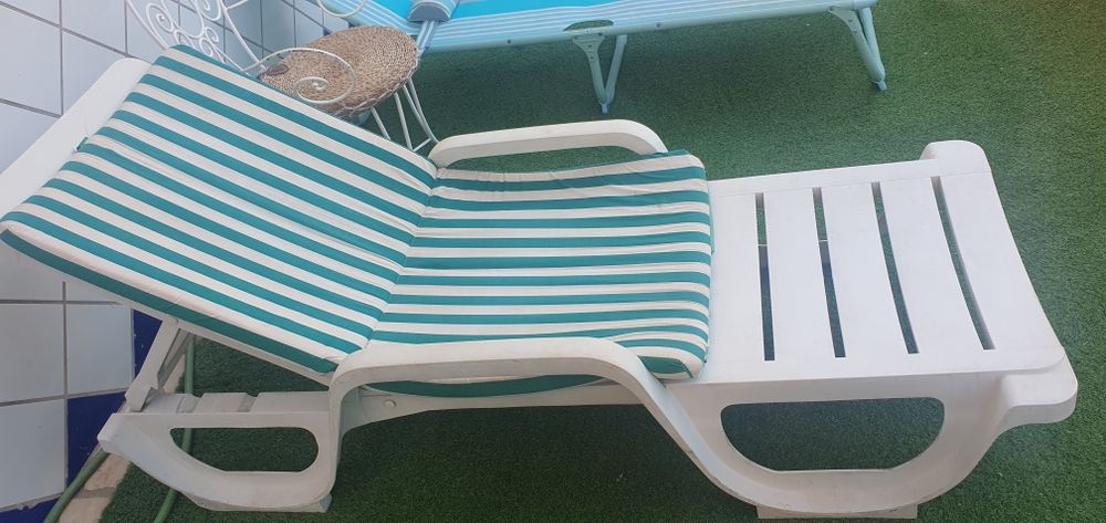 Espreguiçadeira de piscina praia ou quintal