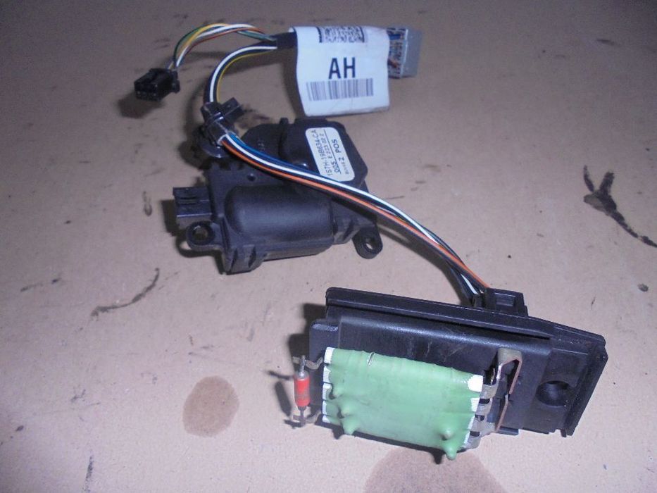 REZYSTOR DMUCHAWY OPORNICA FORD FOCUS MK1