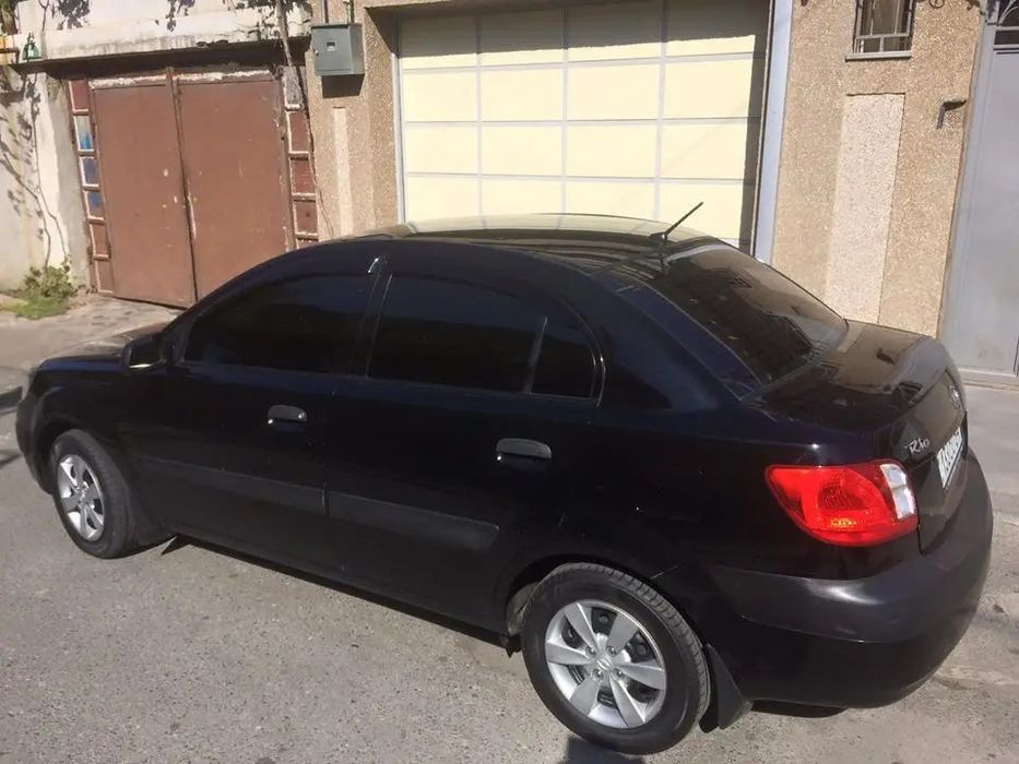 КІА Ріо 2008 рік 1.4 газ по запчастинам